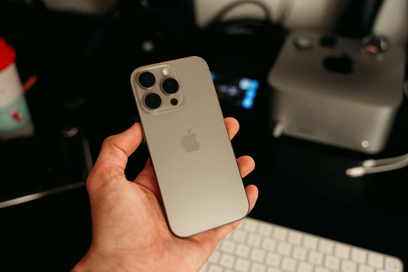 iPhone 16